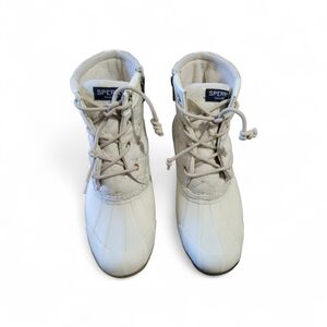 Sperry Syren Gulf Quilted Duck Boots in white/ivory. 